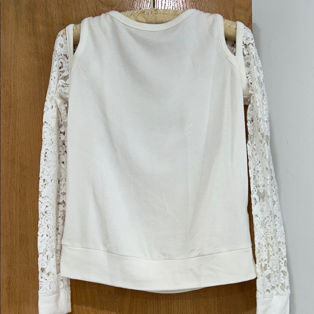 Bailey 44 Cream Lace Sleeve Long Sleeve 
Open shoulders for that extra sexy look